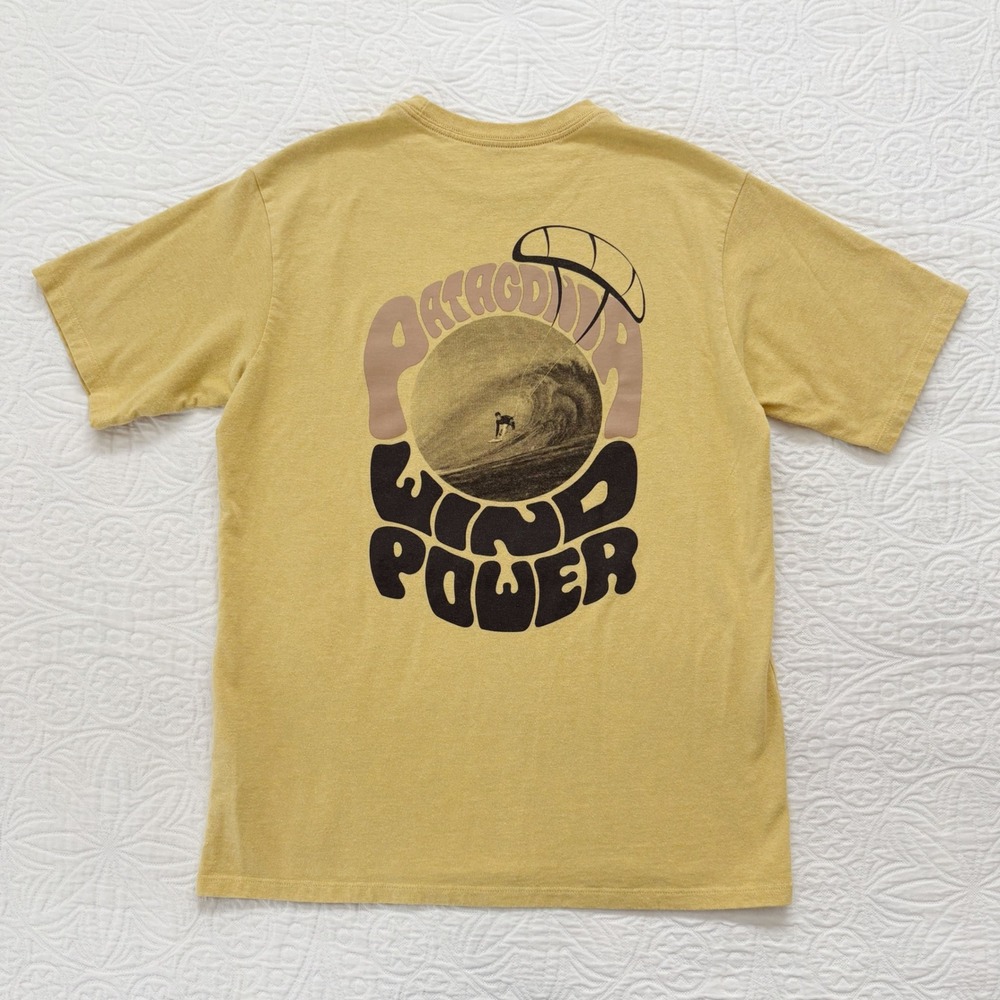 Patagonia Men's Wind Power Kite Surfing Responsibili-Tee, Surfboard Yellow Sz XS
